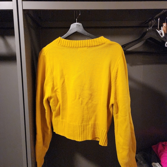 Chic Yellow Cardigan with Deer and Mushroom Design - Picture 3 of 3